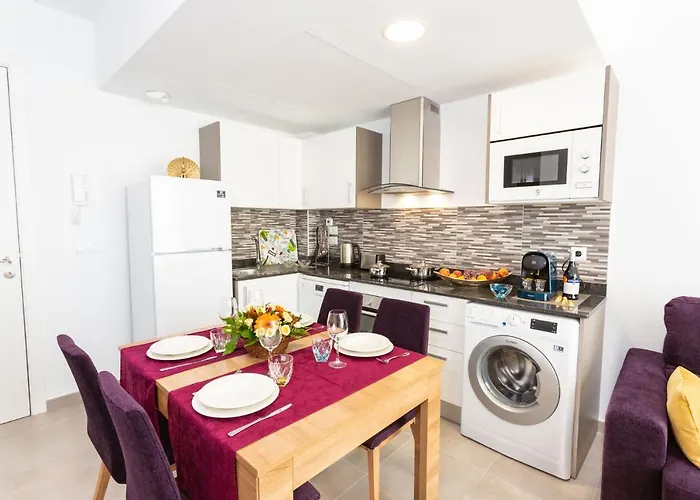 Calpe Beach アパート カルプ